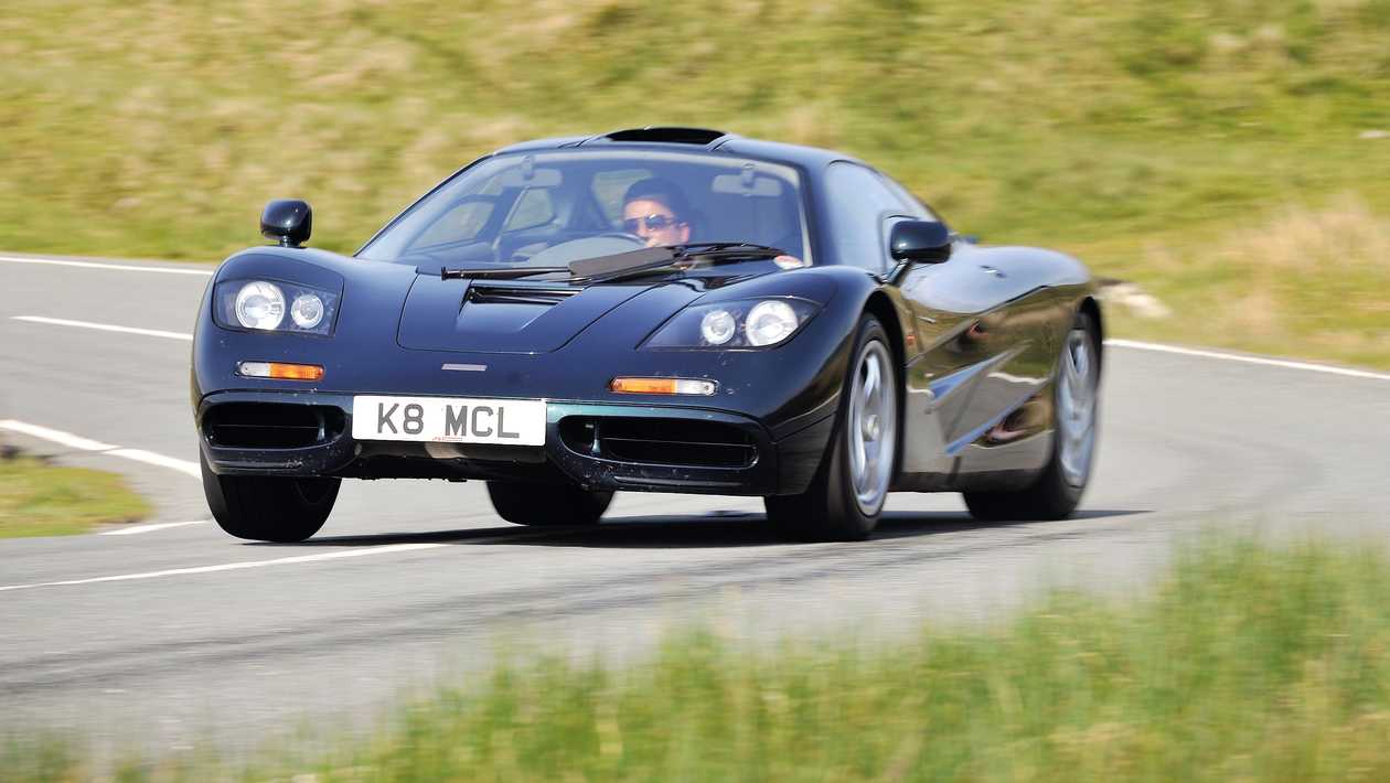 mclaren-f1-1994-1998-driving-the-240mph-hypercar-icon-evo